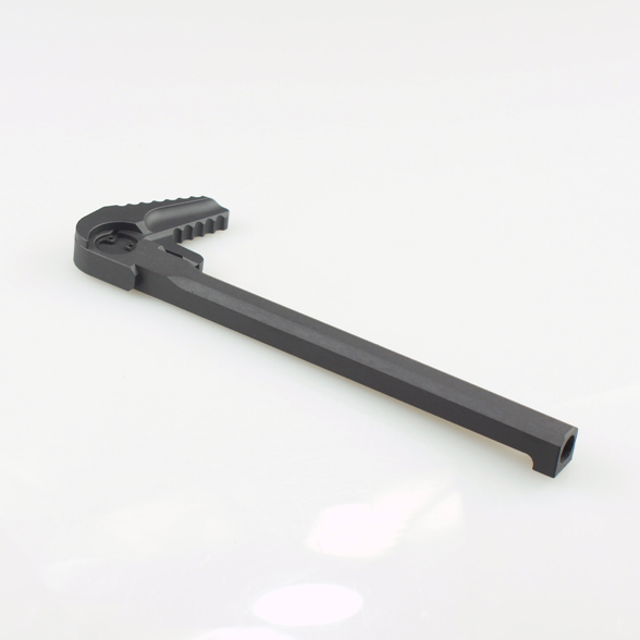 Clutch charging handle for MWS